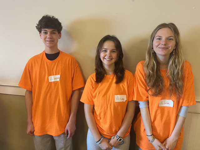 People with special needs at the iStrive Community's "Art @ The Elks Club" event.